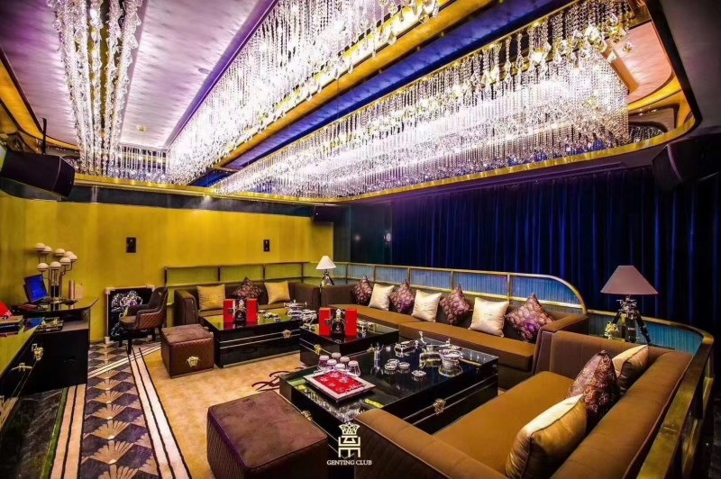 南京金碧辉煌夜总会商务模特招聘日结